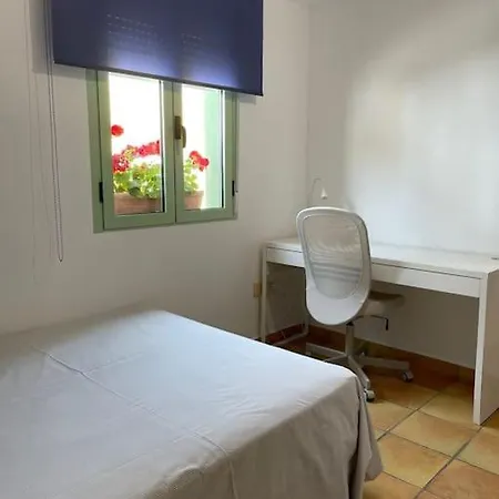 Hébergement de vacances Familiar En La Montana, Con Acceso A Piscina *